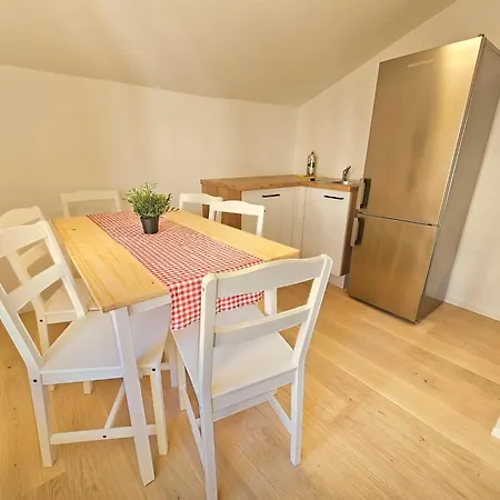 Apartment Old Town Modern Charm *