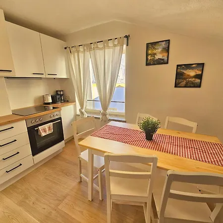 Old Town Modern Charm Apartment Hall in Tirol